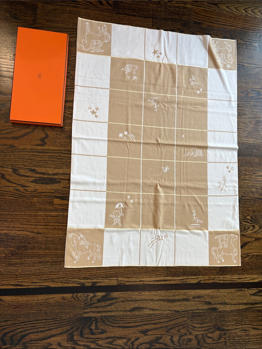 Hermes White and Beige biscuit Cabriole blanket